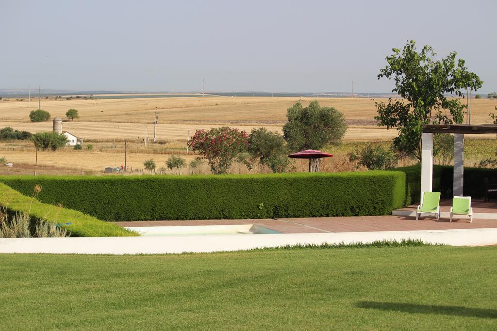 Monte Da Morena Agro-Turismo Serpa Kültér fotó