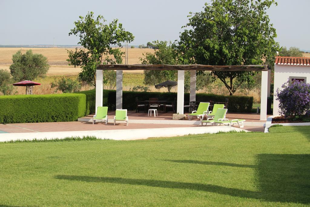 Monte Da Morena Agro-Turismo Serpa Kültér fotó